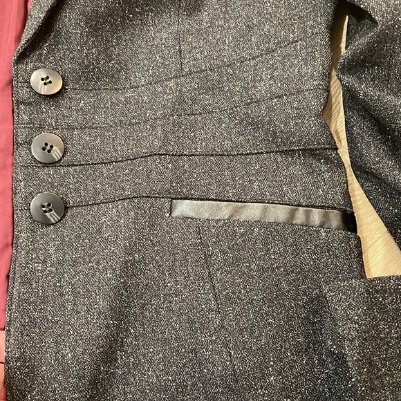 Le Chateau, grey blazer, size S - Picture 4 of 4